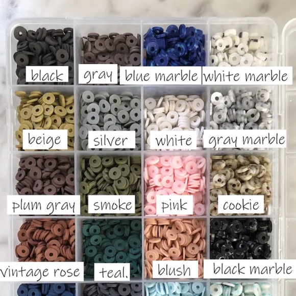 Personalized custom beaded bracelet/ heishi 6mm clay beads - Picture 11 of 16